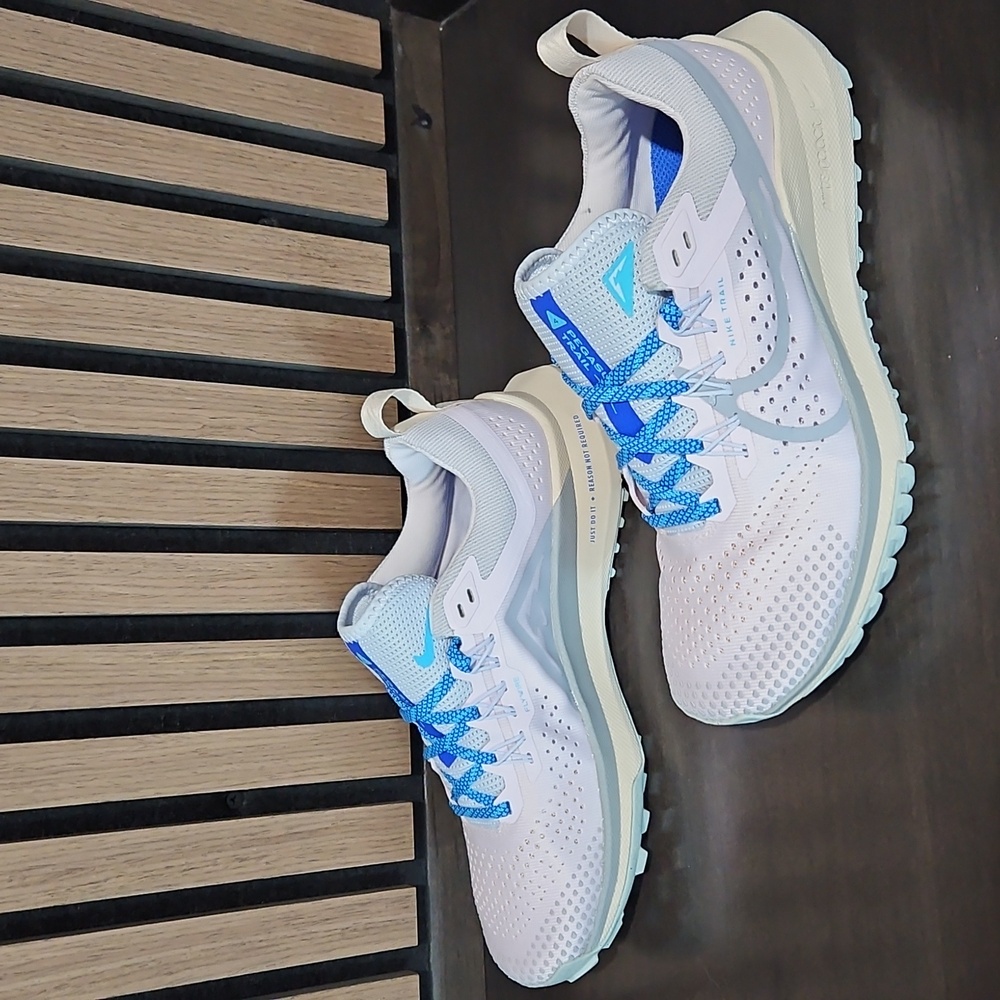 Nike Women's React Pegasus 4 Trail Running Shoes | Size 7.5
